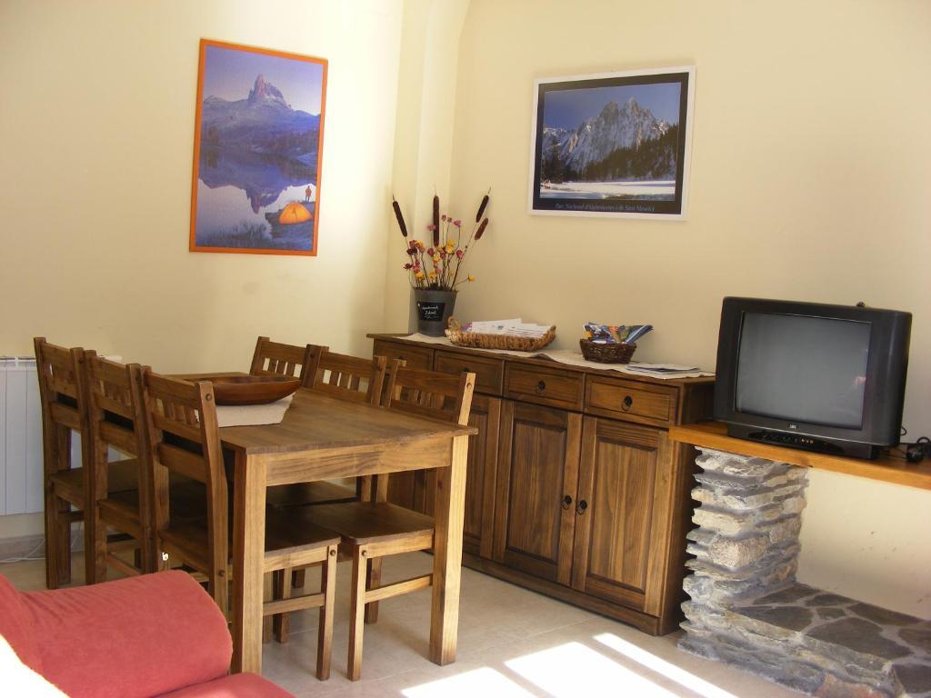 Apartaments L'Arrel Espot Buitenkant foto